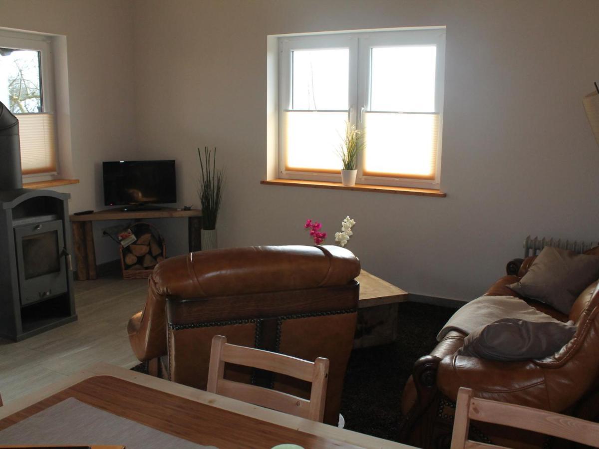 Comfy Farmhouse In Brusow With Garden Kröpelin Exterior foto